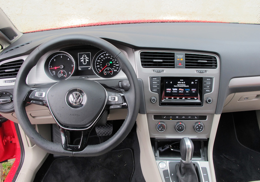 2015 Volkswagen Golf Sportwagon Review