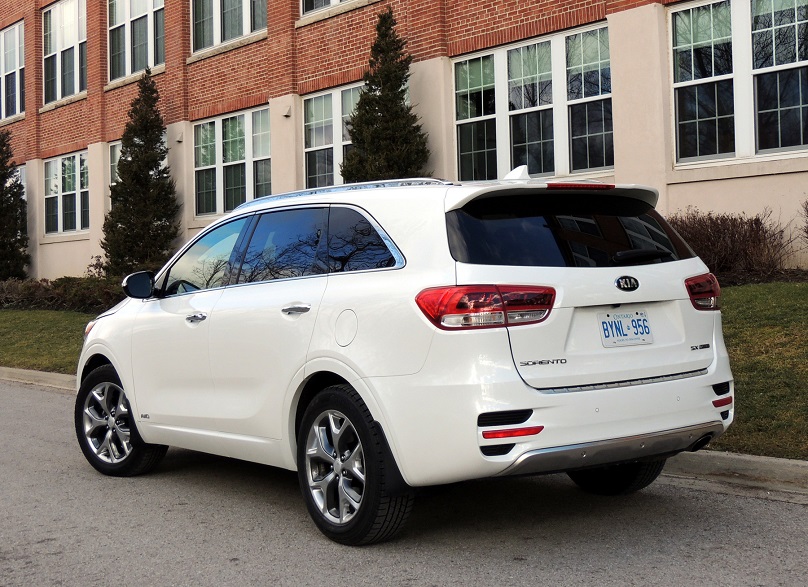 Sorento Gets New Look New Engine For 16 Wheels Ca